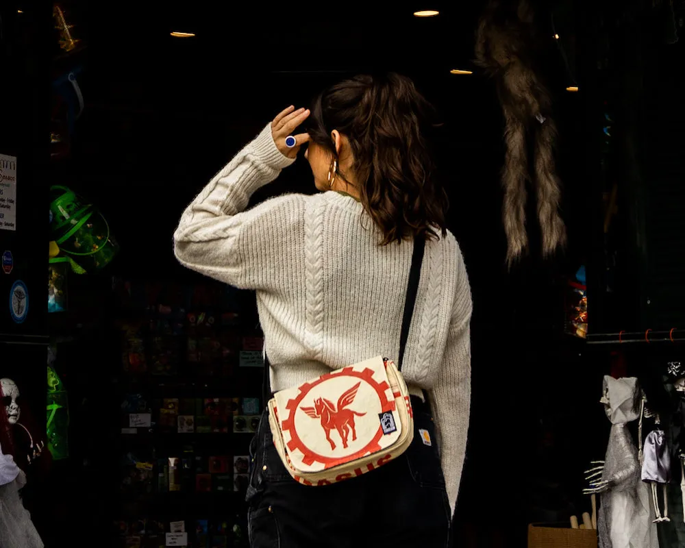 Kuna Crossbody