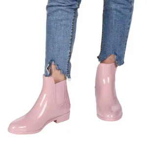 Water-resistant Everyday Chelsea Boots